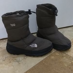 North Face Nuptse 700 Boots